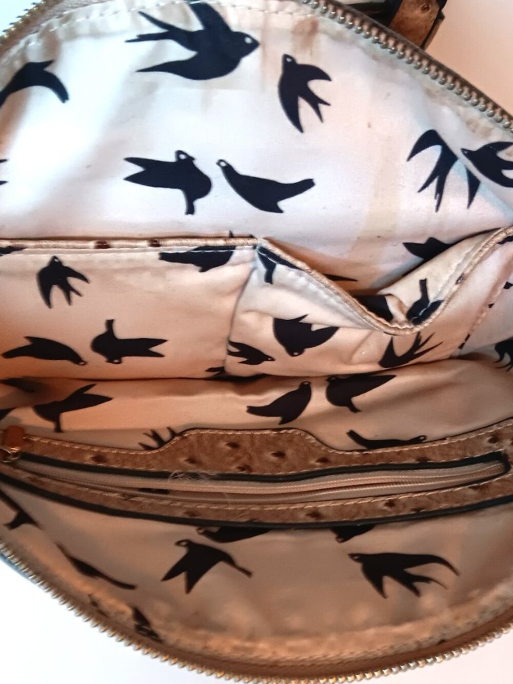 Beige Faux Ostrich Crocodile Textured Crossbody Black Silhouette Bird Lining - Picture 7 of 7